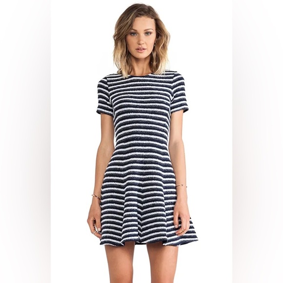 Theory Albita Guarda Taylor Swift Navy White Stripe Fit Flare Boucle Dress EUC 6 - Picture 2 of 11